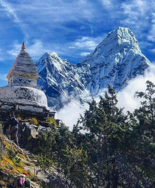 Luxury Everest Base Camp Trek with Helicopter Return: Full Guide